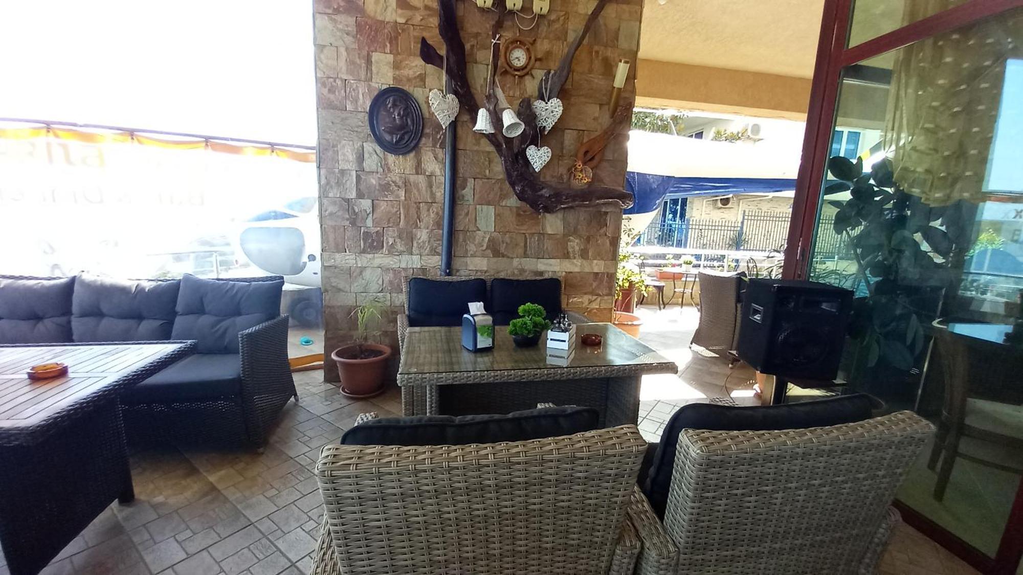 Hotel Blian Ράβντα Εξωτερικό φωτογραφία